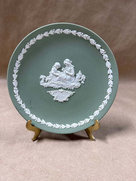 Sage Green Wedgwood Jasperware 1972 Mother's Plate