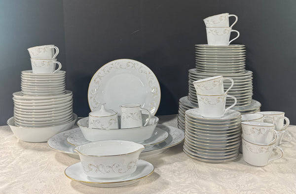 91-Piece Noritake Japan 6610 Duetto China Set