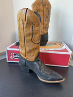 Pair of Justin Calf Leather Cowboy Boots in Box - Size MENS 10