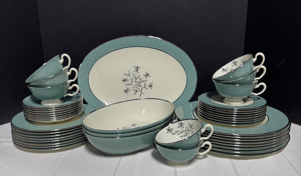 44-Piece Lenox X-445 Kingsley China Set