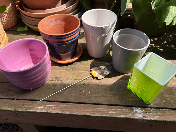 (B)Lot of Five Colorful Planters