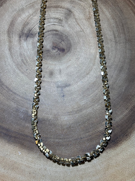 Gold Tone Cross Bladed Linked Chain