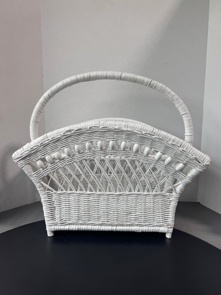 White Wicker Vintage Divided Magazine Basket