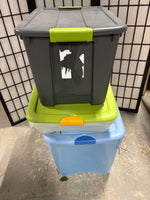 B-Lot of Plastic Storage Tubs(3)
