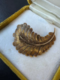 14K Gold Texture Detailed Vintage Feather Brooch in Box
