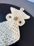 White Yarn Owl Macrame Style With Towel Ring (c)