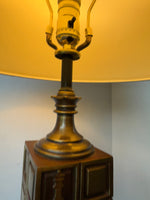 Laurel Lamp Co. Brass Chess Table Lamp (WORKS)