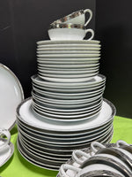 96-Piece Fukagawa Arita Japan Pattern 917 China Set
