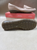 Women’s Nude Loafer From Easy Spirit SIZE 8
