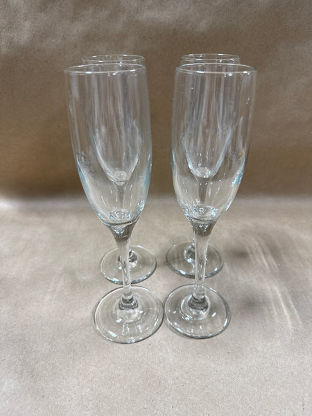 Set Of 4 Clear Glass Libbey Champagne Flutes In Box // 3 Sets Available // PRICED INDIVIDUALLY