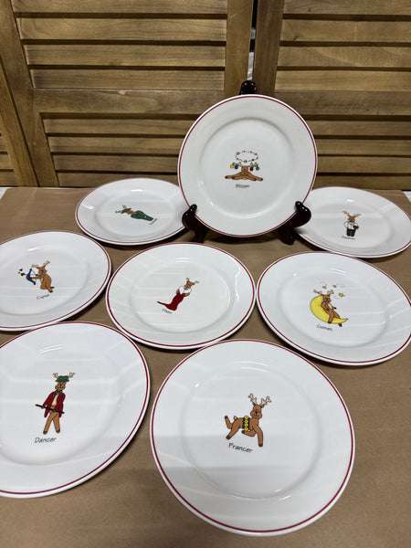 (A) Rainbow Mountain Christmas Reindeer Plates