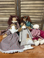 Basket of Cloth/Fabric Dolls, 5 pc