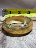 Gold Tone Bracelet with Floral Design