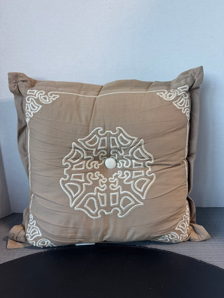 Colonial Williamsburg Beige Embroidered Throw Pillow