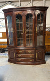 Thomasville Lighted 2 Piece China Hutch ***HEAVY ITEM*** READ DETAILS ON PICK UP POLICY