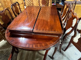 Dining Table with (2) Leaves, (8) Chairs and Table Pads***HEAVY ITEM***READ DETAILS ON PICK UP POLICY***