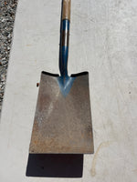 Short Shovel