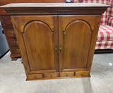 Pennsylvania House Secretary ***HEAVY ITEM***READ DETAILS ON PICK UP POLICY***