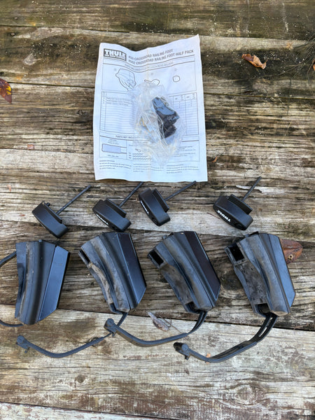 A-Thule Crossroad MultipuRailing Foot Pack, No. 450