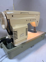 Singer Fashion Mate 360 Sewing Machine w/Storage Case