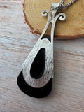 Avon Vintage Modernist Silver Tone Black Lucite Pendant Necklace