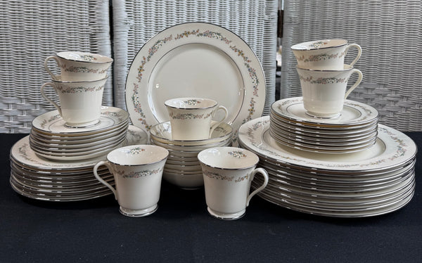 (G) 49-Piece Gorham Rondelle China Set