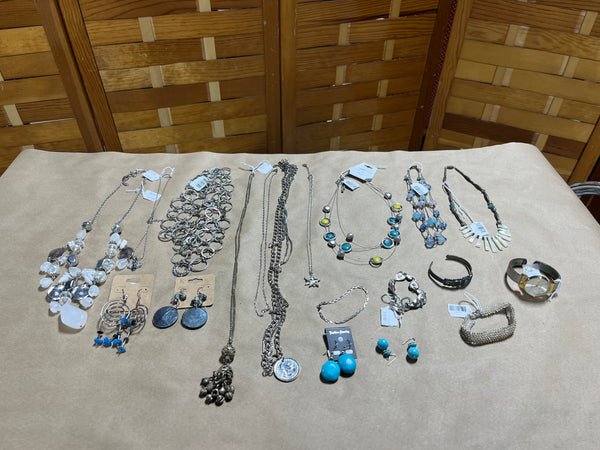 L-Jewelry Grab Bag, 15+ pieces of assorted jewelry items, FINAL SALE