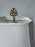 Floral Blue & White Chinoiserie Ceramic Urn Lamp (WORKS)