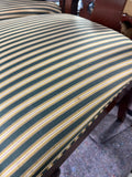 Drexel Dining Table with 2 Leaves, Table Pads and 8 Chairs***HEAQVY ITEM***READ DETAILS ON PICK UP POLICY***