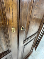 Armoire/Cabinet***HEAVY ITEM***READ DESCRIPTION***