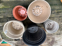 I-Lot of Plastic Planters(7)