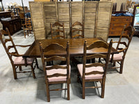 Thomasville Dining Table with 2 Leaves, 6 Chairs, and Table Pads