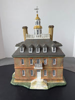 (F) Lang and Wise Colonial Williamsburg Governor’s Palace Lighted Building in Box (WORKS)
