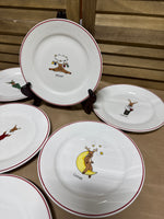 (A) Rainbow Mountain Christmas Reindeer Plates