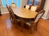 Thomasville Dining Table with 6 Chairs, 2 Leaves, and Pads***HEAVY ITEM***READ DETAILS ON PICK UP POLICY***