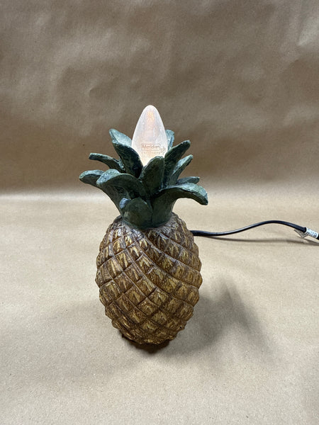Small Pineapple Light WORKS