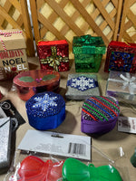 O- Christmas Gift Box Lot, 15 pc