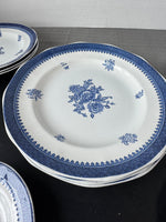 13-Piece Wedgwood England Georgetown Collection Springfield China Set