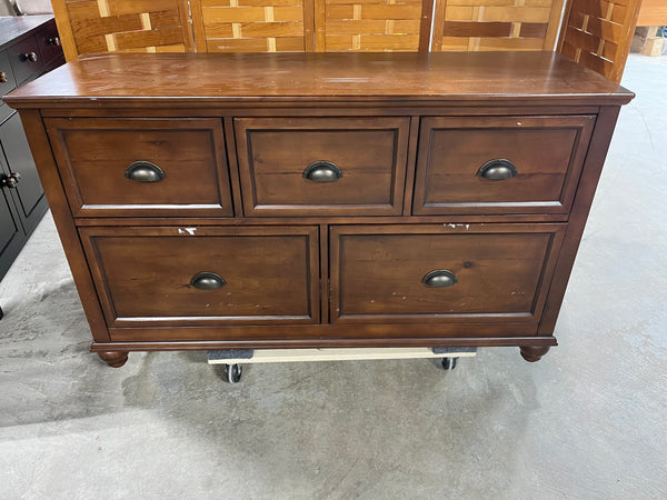 B- Pottery Barn Kids Dresser ***HEAVY ITEM***
