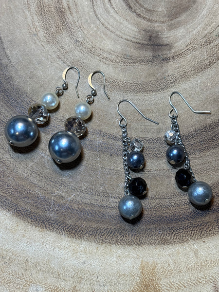 (L) Earrings