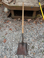 Shovel - Wooden Handle