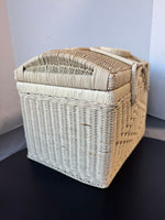 Woven Wicker Vintage Picnic Basket