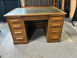 Oak Desk, Some Assembly Required ***HEAVY ITEM***READ DETAILS ON PICK UP POLICY***