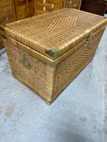 B-Wicker Trunk