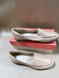 Women’s Nude Loafer From Easy Spirit SIZE 8