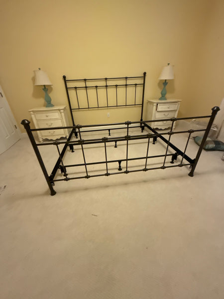 King Metal Bed with Metal Bed Frame