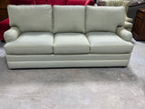 Thomasville Sofa***HEAVY ITEM***READ DETAILS ON PICK UP POLICY***