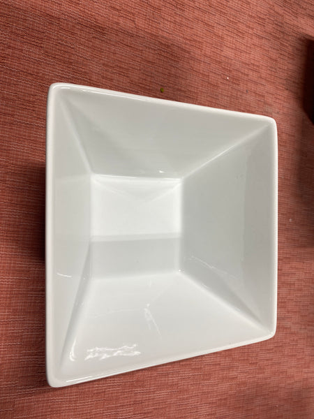 Set Of 8 Gibson Home Square Bowls