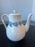 (A) Wedgwood Lavender on Cream Shell Edge Lidded Coffee Pot