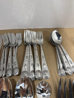 Wallace 18/10 Stainless TAOS 37 Piece Flatware